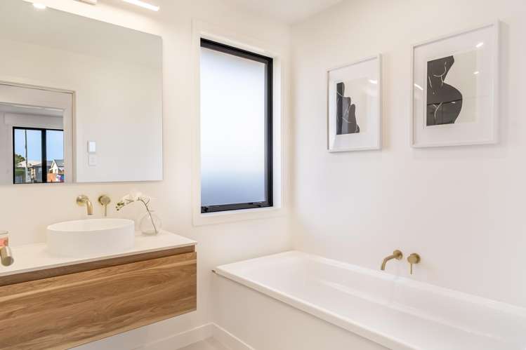 63 Dejoux Road Winton_15