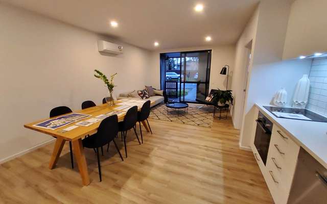 4/2 Tahuhu Road Mt Wellington_4