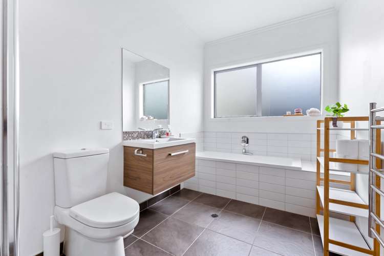 33 Kanuka Road Hobsonville_13