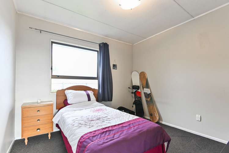 810 Williams Street Mahora_19