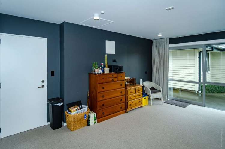 15b Taylors Avenue Bryndwr_26