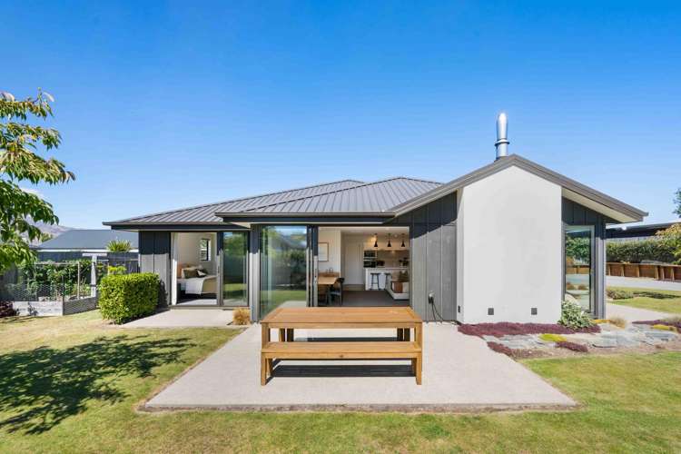 15 Pennycook Place Lake Hawea_19