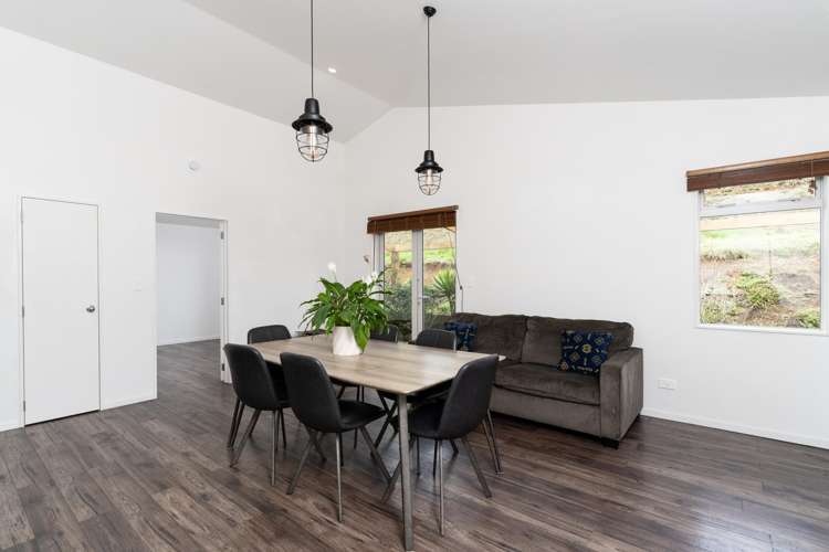 28 Wrights Road Raglan_13