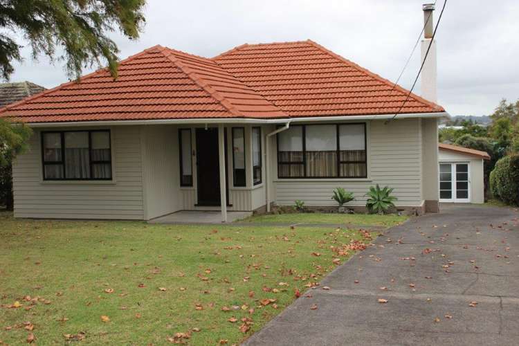 19 Kirrie Avenue Te Atatu South_0