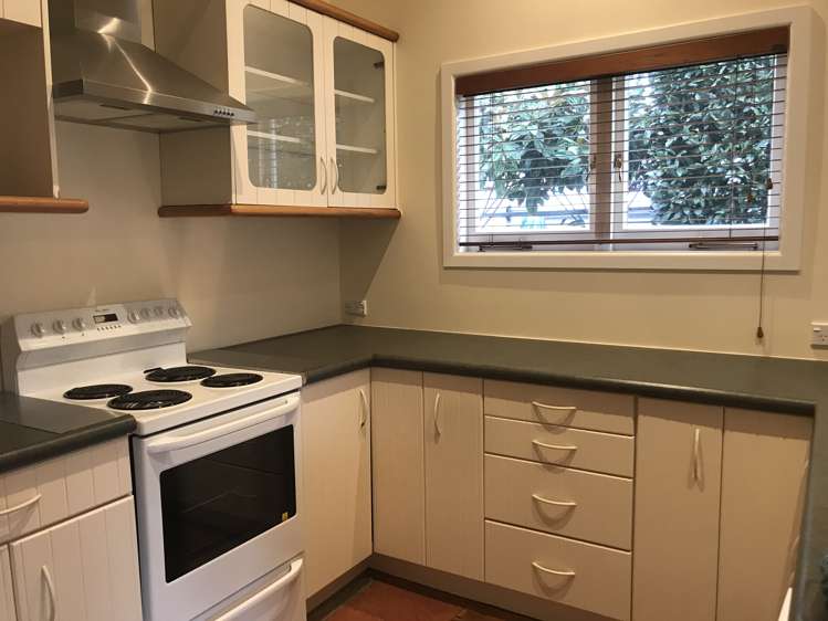 11 Hanlon Crescent Narrow Neck_5