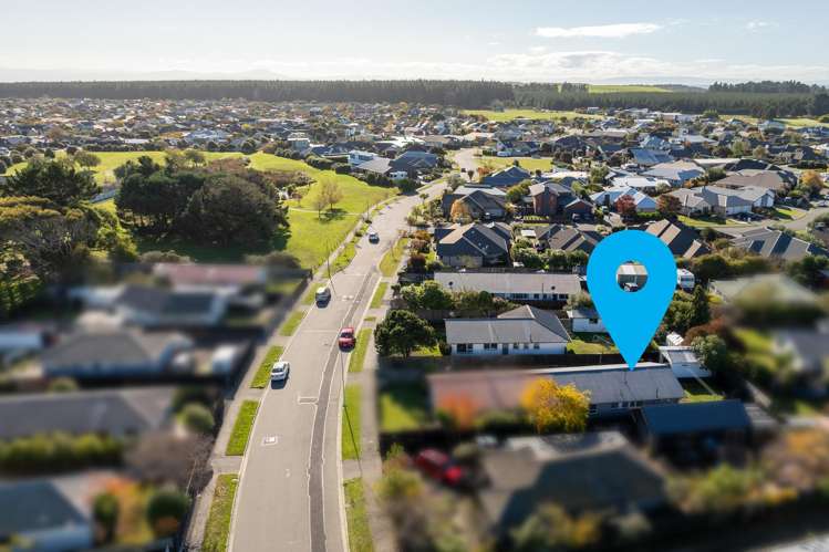 2/32 Lamorna Road Parklands_14