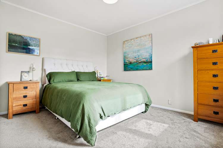 14 Mariana Place Glen Eden_7