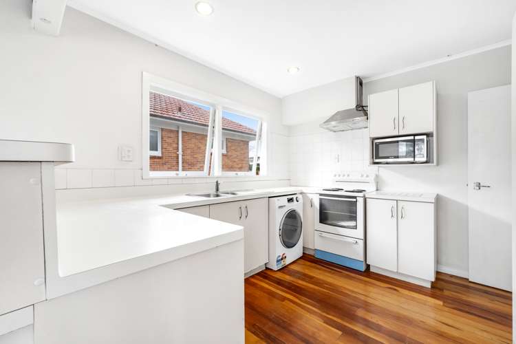 53 Bradbury Road Botany Downs_7