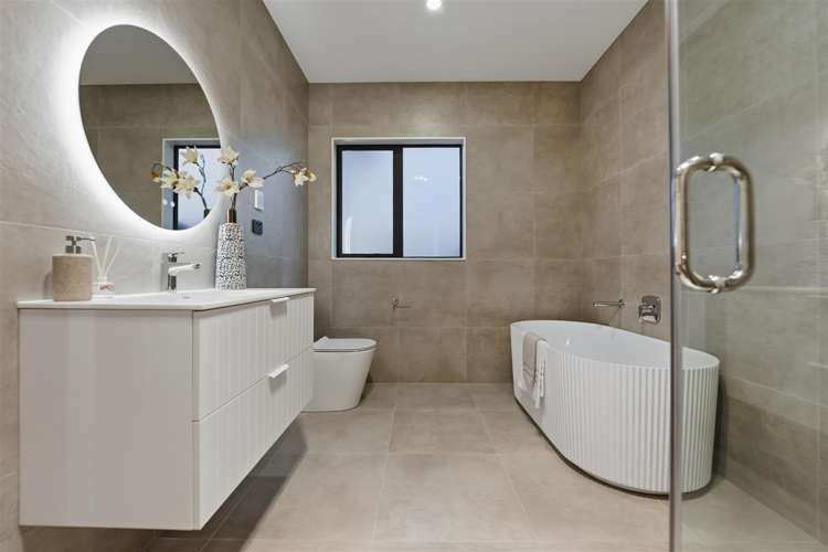 10 Whale Bay Rise Gulf Harbour_12