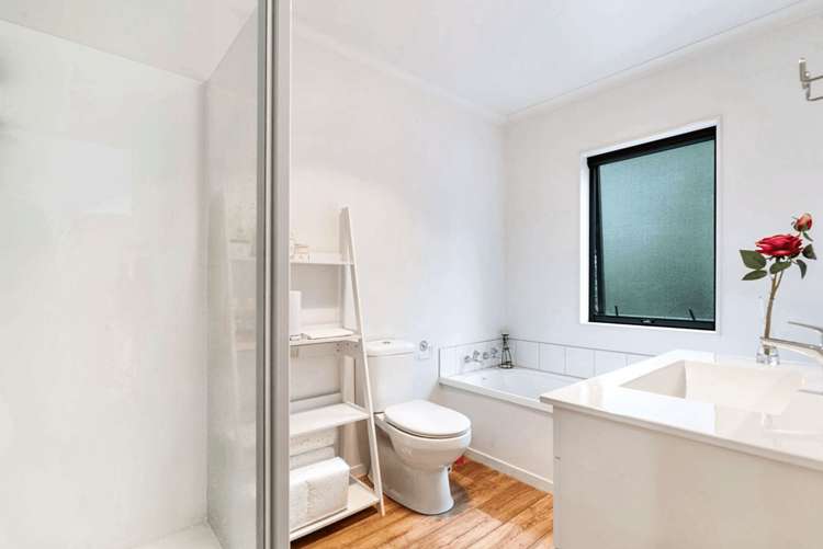 16 Pangu Way Mangere_6