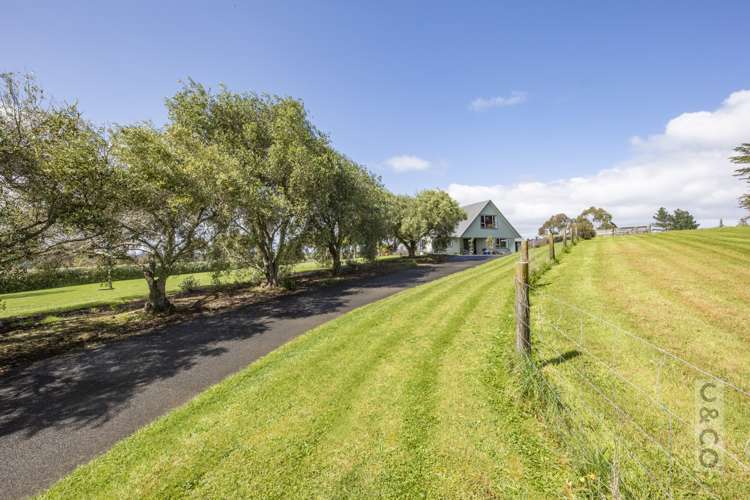 221 Amreins Road Taupaki_1