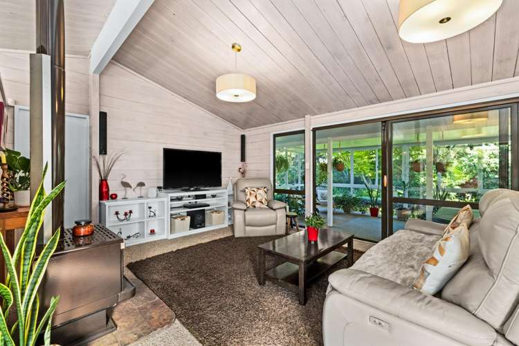 37 Grassmere Road Meeanee_15