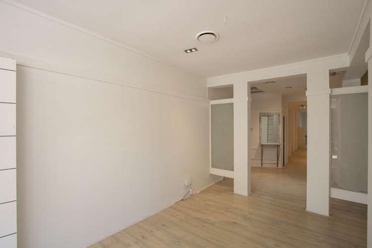 Shop 1/30 Hurstmere Road Takapuna_6