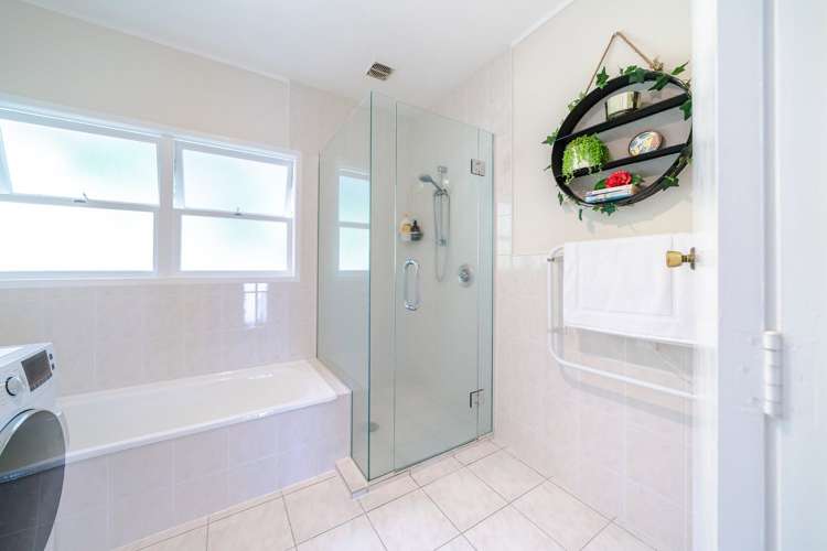 188 Beach Road Campbells Bay_13