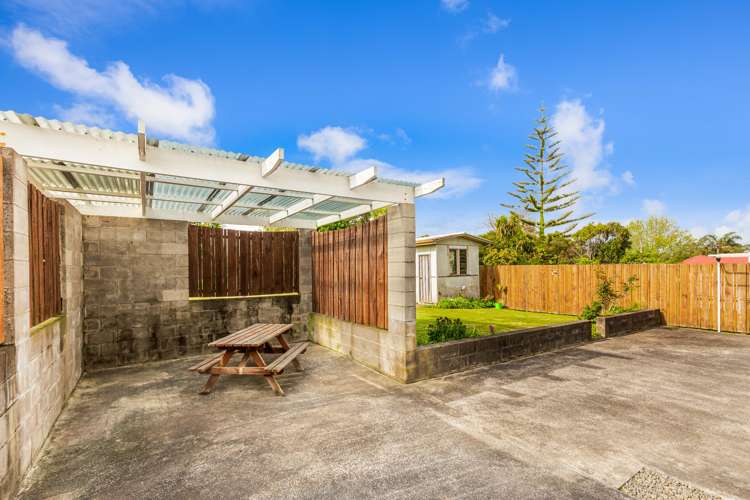 46 Woodford Avenue Henderson_26