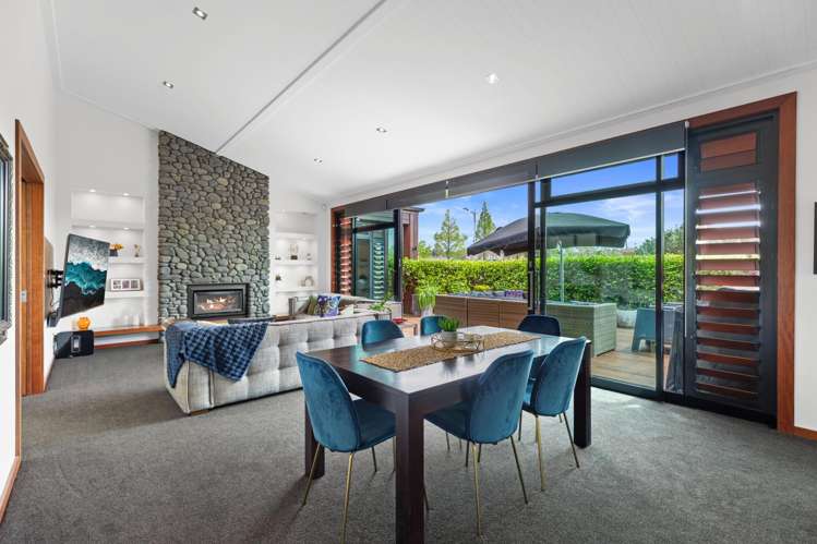 2 Caldera Close Pyes Pa_15