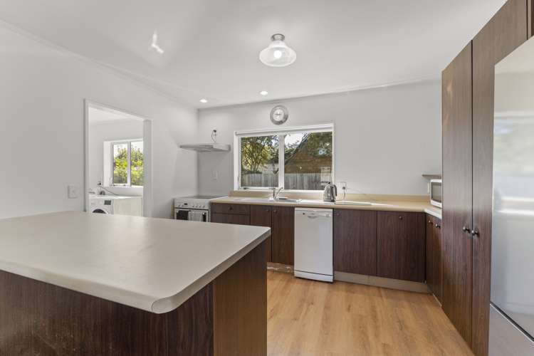 15b Ross Grove Paraparaumu_7