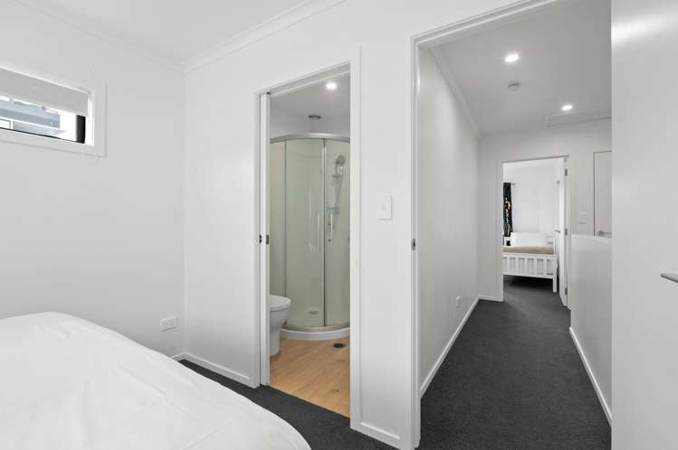 5/1 Vialou Street Hamilton Central_11