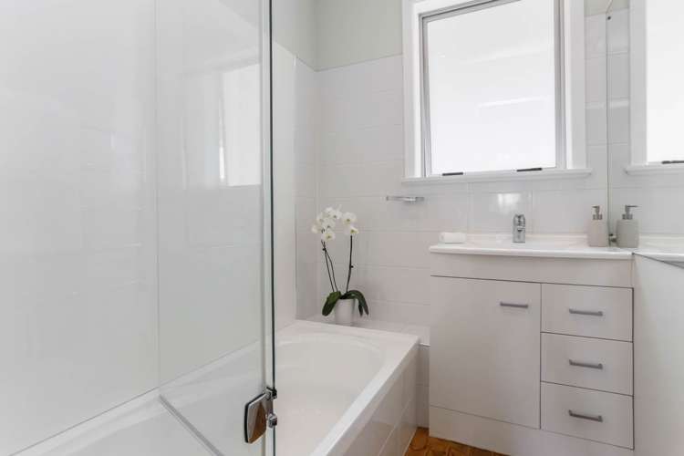 63 Methuen Road New Windsor_14