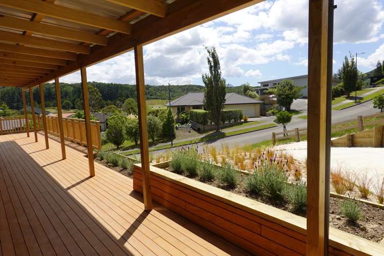 2 Bell Bird Rise Picton_14