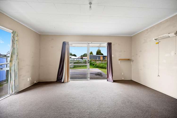 12b Byron Road Enderley_7