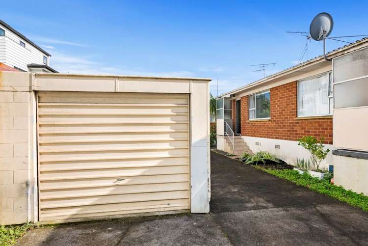 2/14 Campbell Road Royal Oak_11