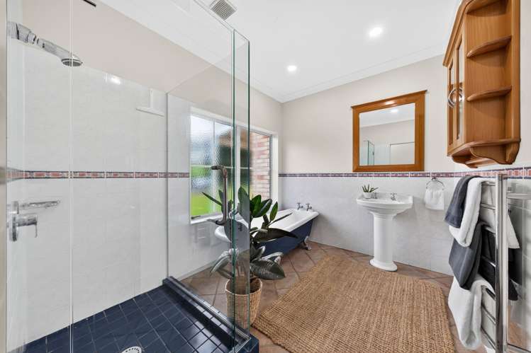 154 Awa Road Kumeu_21