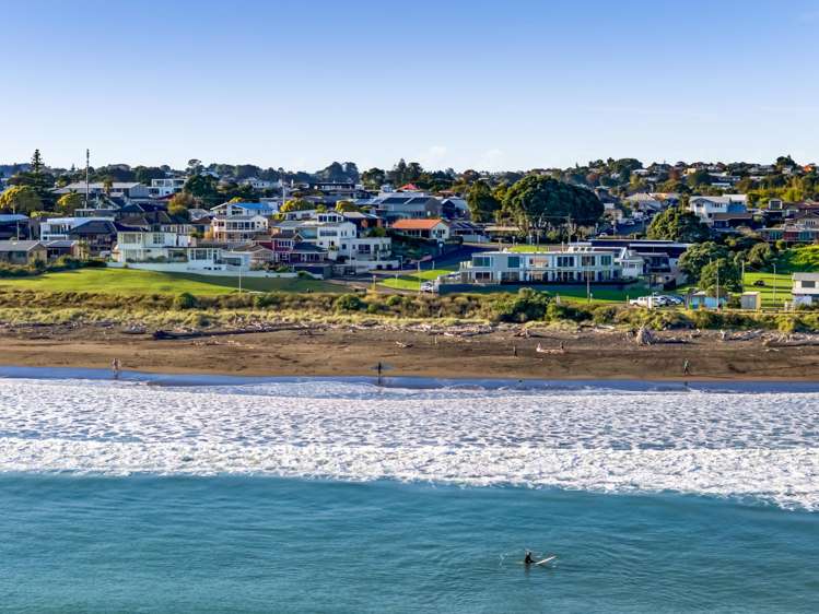 1 McLean Street Strandon_19