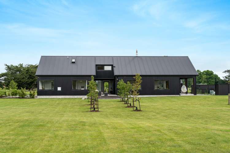 208a Wood Street Woodside_23