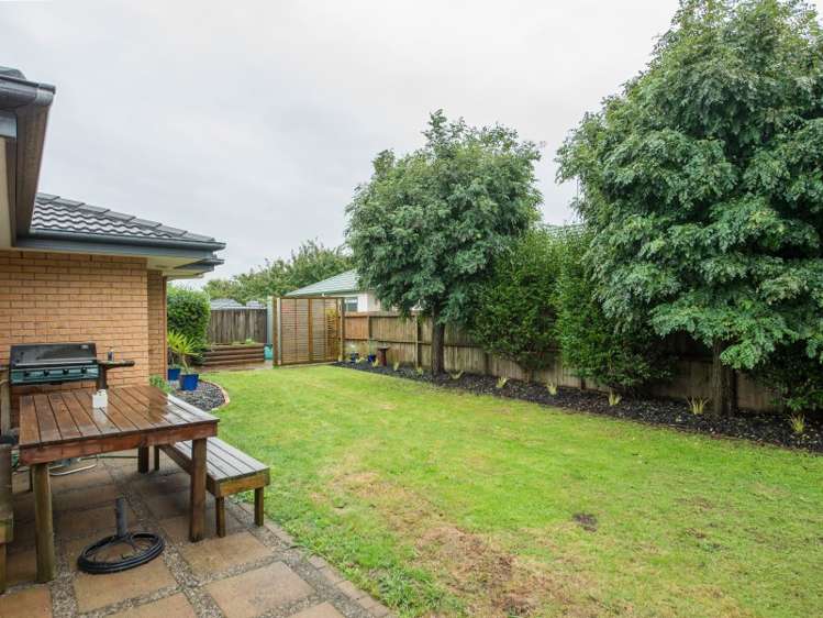 21 Newfield Drive Fairview Downs_13