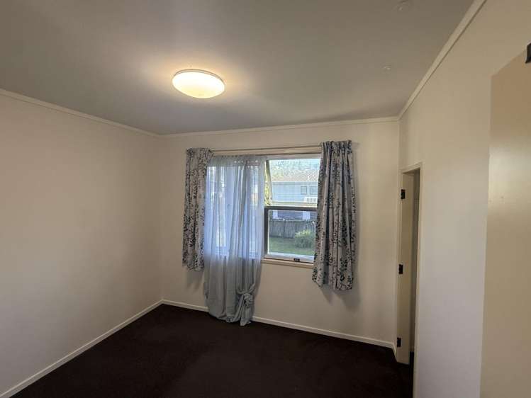 14 Heather Place Sunnynook_15