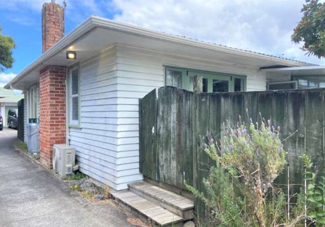 10 Duncan Avenue Te Atatu South_1