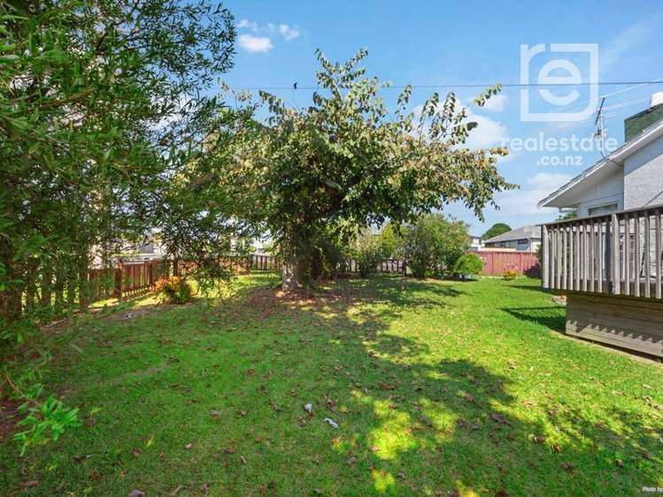 90 Divich Avenue Te Atatu South_15