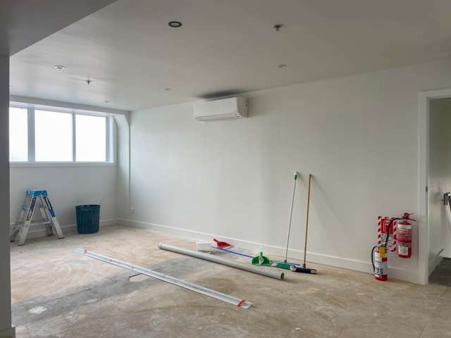 Shop 4/98-102 Albert Street City Centre_1