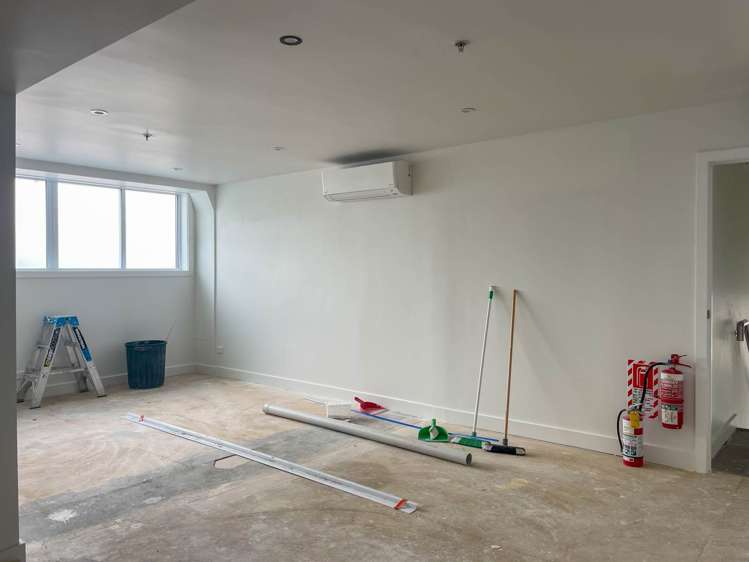 Shop 4/98-102 Albert Street City Centre_1