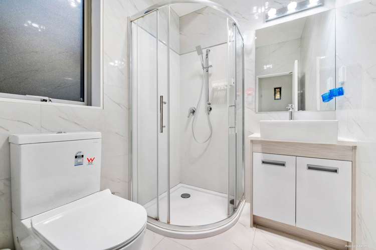 32 Pencaitland Drive Flat Bush_13