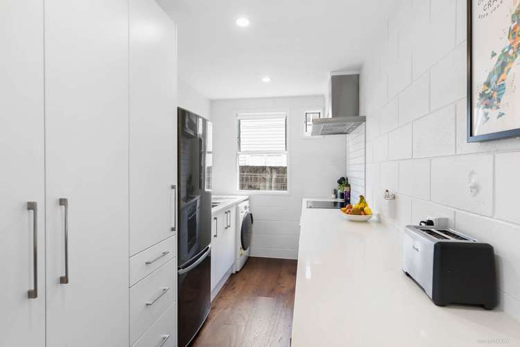 2/30 Bellevue Road Mt Eden_8
