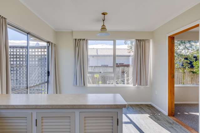 82 Apollo Parade Milson_3