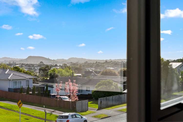 70, 80 & 8 Marendellas Drive Bucklands Beach_11