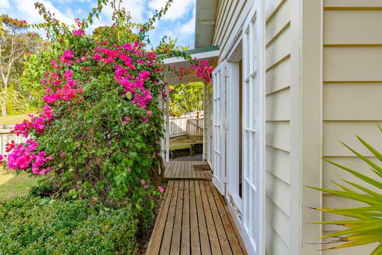 42 Mountain Road Henderson Valley_22