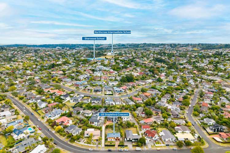 115 Stapleford Crescent Browns Bay_27