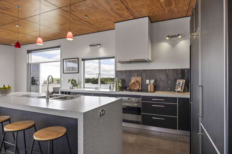 8A Hira Street Ohawe_32