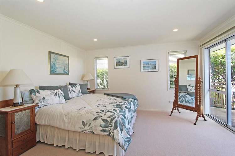 19 Commodore Place Britannia Heights_8