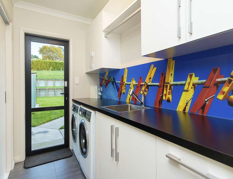 407 Upper Queen Street Pukekohe_13