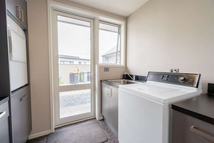 140 Howden Street Te Anau_28