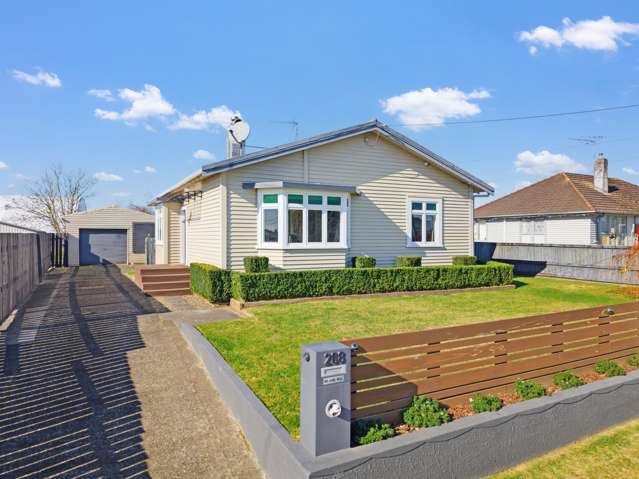 Moving Plans Are Set – This Home Must Be Sold!
