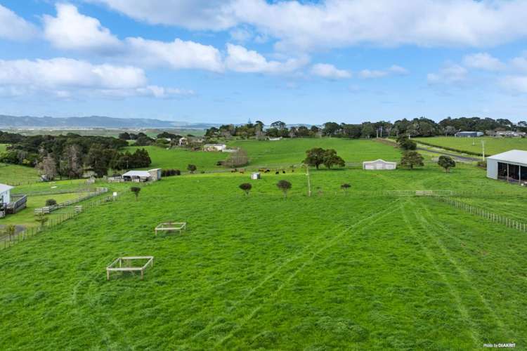 246 Hull Road Waiuku_3