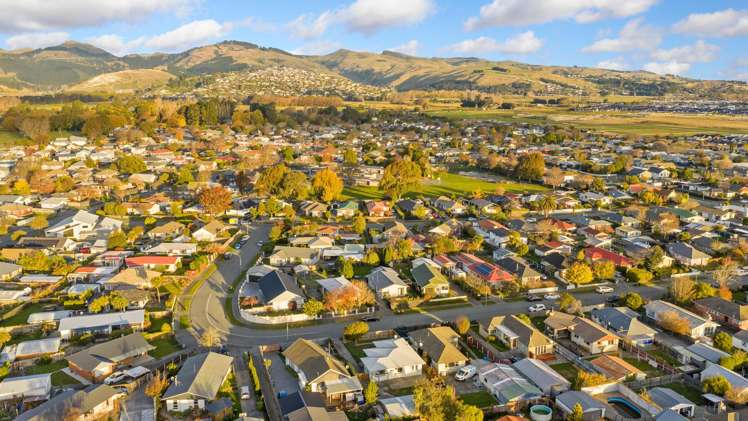 55 Stanton Crescent Hoon Hay_13