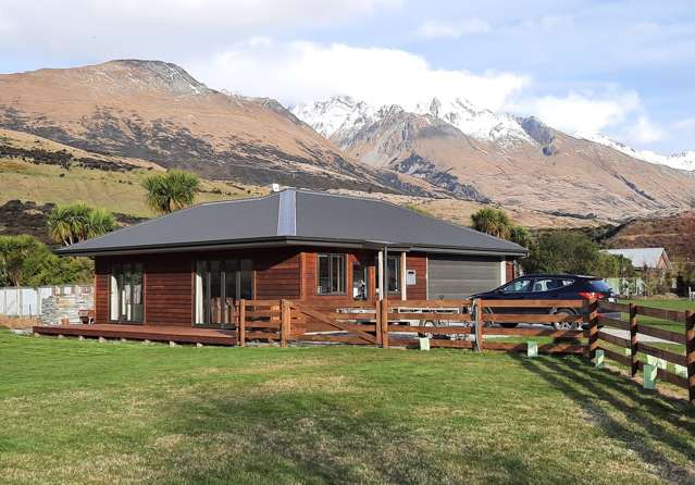 11 Pigeon Place Glenorchy_1