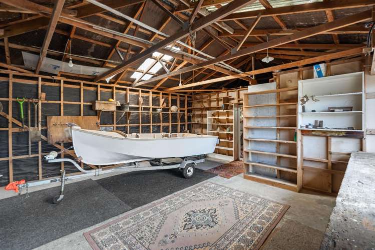 16 Waikaraka Beach Road Tamaterau_13